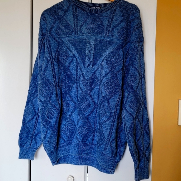 Women's Oversized Sweater - Picture 1 of 2